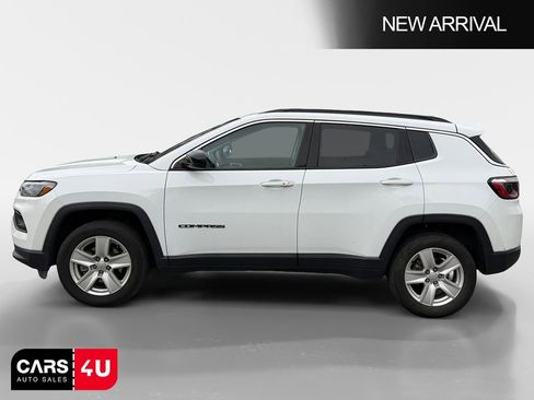 Used 2022 Jeep Compass Latitude image 4