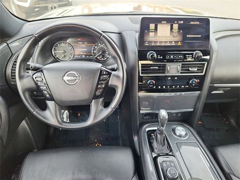 Certified 2023 Nissan Armada SL w/ Midnight Edition Package image 10