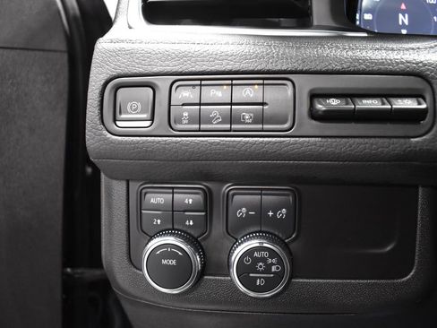 Used 2023 GMC Yukon Denali w/ LPO, Floor Liner Package AWD/4WD image 20
