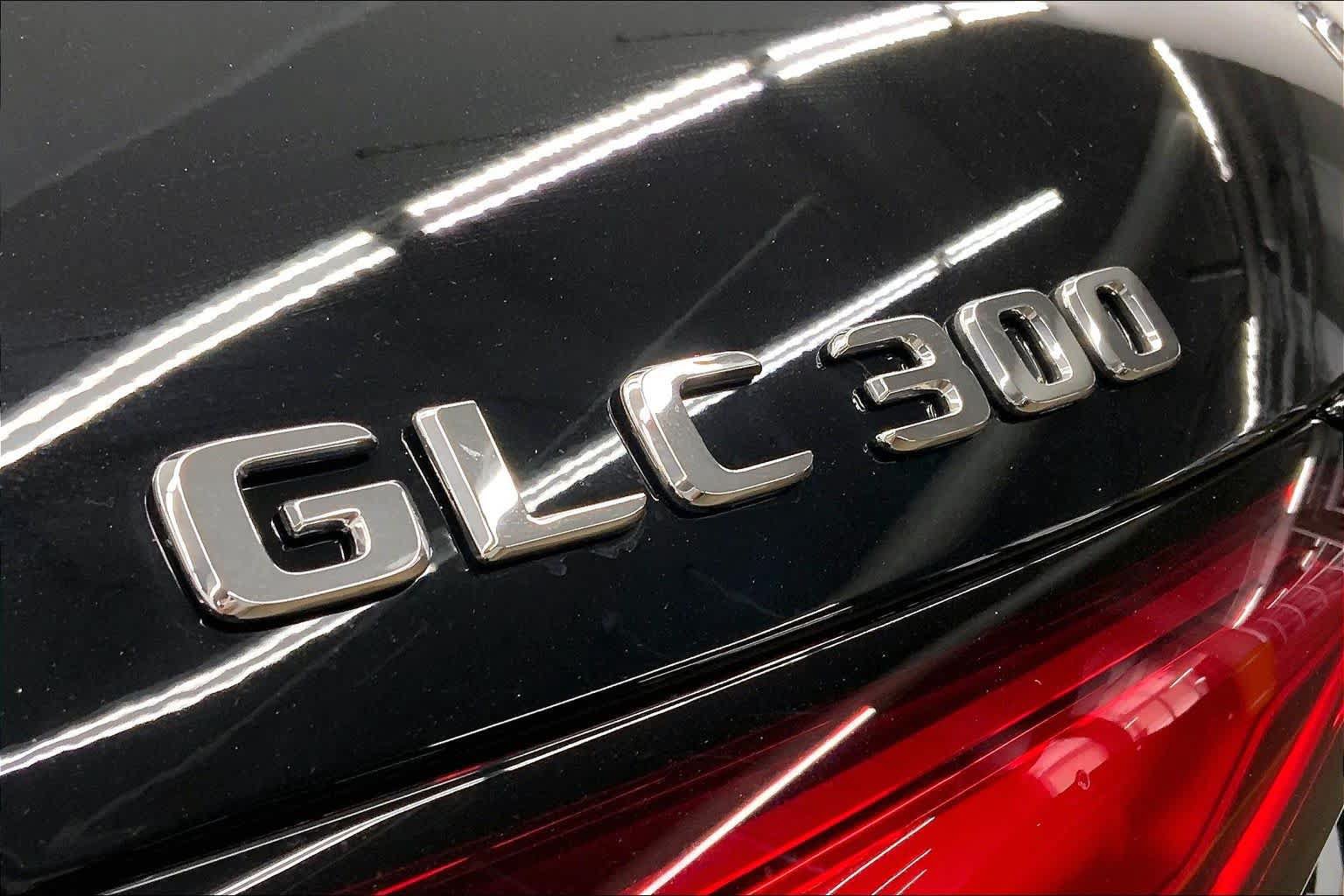 Used 2026 Mercedes-Benz GLC 300 image 15