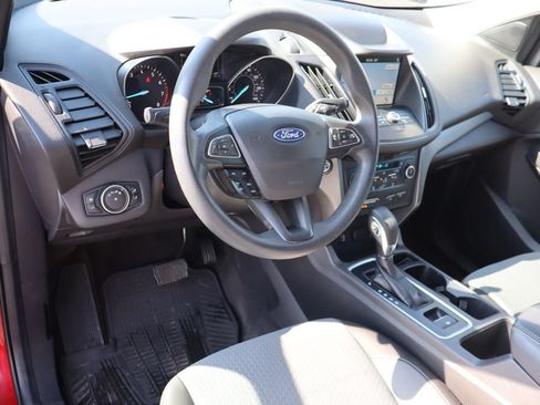 Used 2019 Ford Escape SE FWD image 5