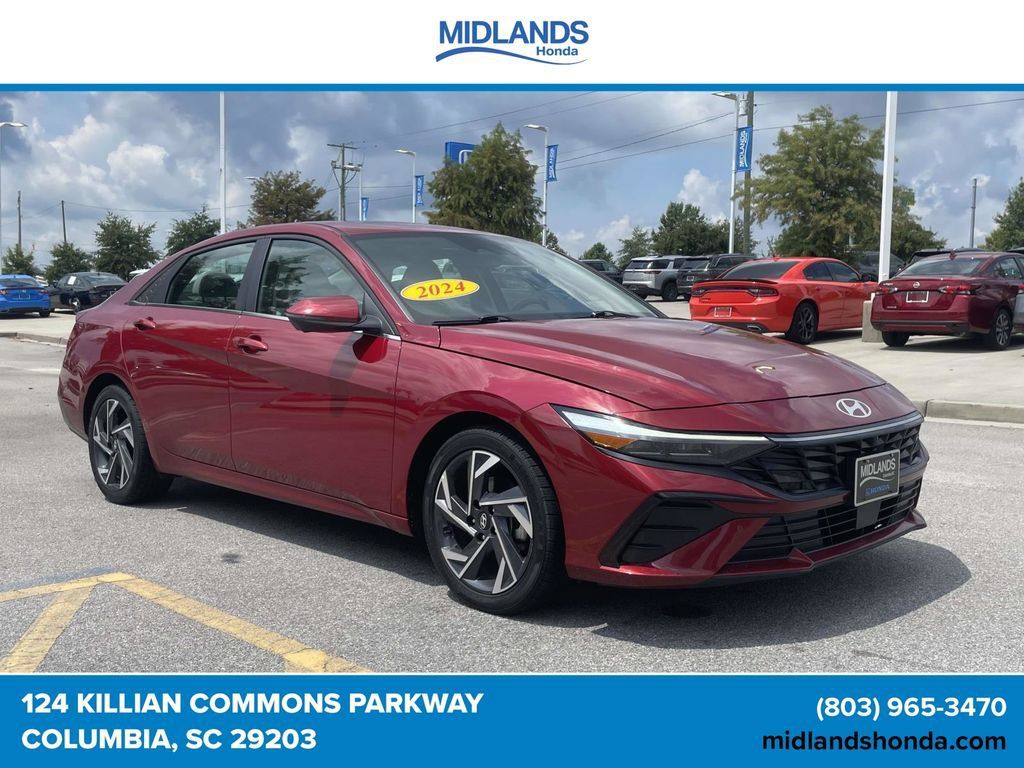 Used 2024 Hyundai Elantra Limited FWD 360° Tour