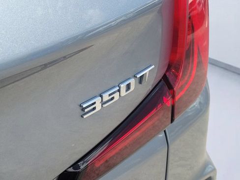 Used 2024 Cadillac XT4 Luxury FWD image 6