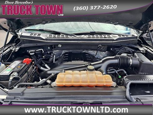 Used 2015 Ford F150 XLT w/ Equipment Group 301A Mid AWD/4WD image 11