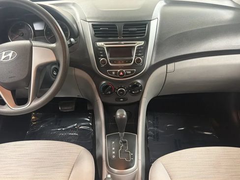 Used 2016 Hyundai Accent SE FWD image 14