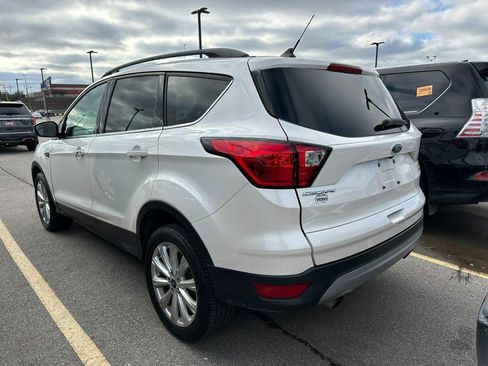 Used 2019 Ford Escape SEL image 10