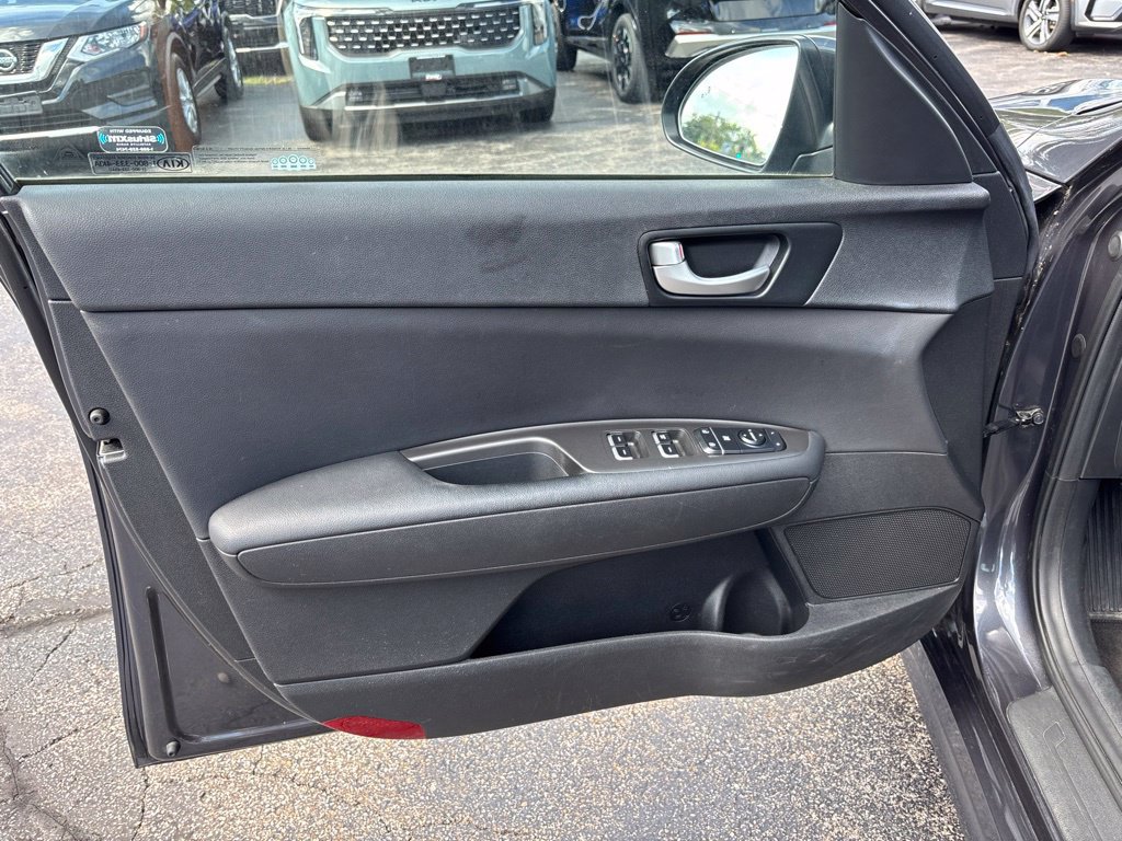 Used 2018 Kia Optima S w/ Panoramic Sunroof Package FWD image 18