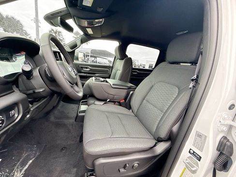Used 2025 RAM 1500 Big Horn RWD image 22