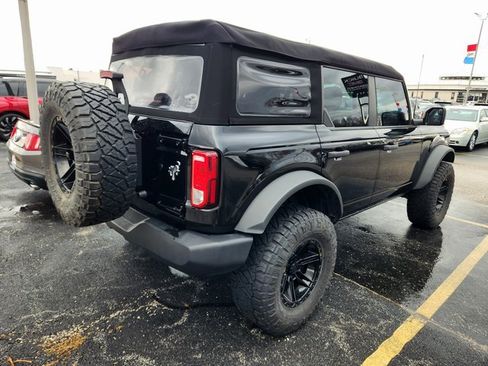 Used 2023 Ford Bronco 4-Door image 3