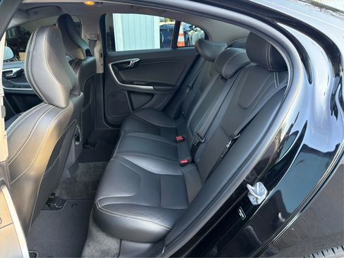 Used 2018 Volvo S60 T5 Dynamic w/ Vision Package AWD/4WD image 13