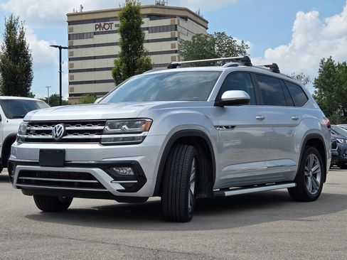 Used 2018 Volkswagen Atlas SEL w/ R-Line Package AWD/4WD image 23