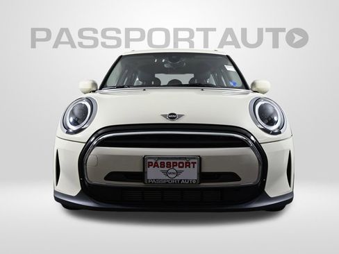 Certified 2022 MINI Cooper 4-Door Hardtop FWD image 2
