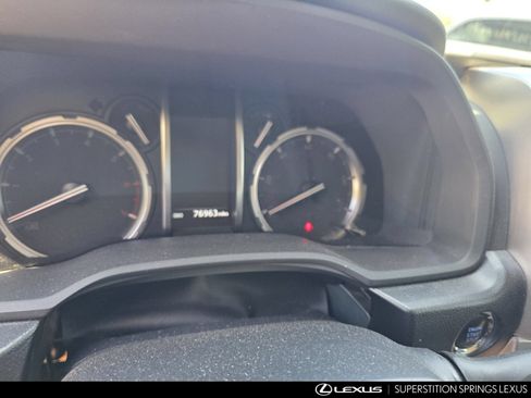 Used 2020 Toyota 4Runner Limited AWD/4WD image 7