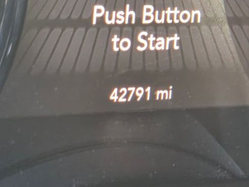 Used 2022 Dodge Challenger R/T w/ Blacktop Package image 11