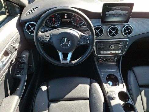 Used 2020 Mercedes-Benz GLA 250 image 11