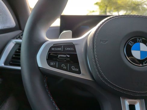 Certified 2025 BMW X5 M60i image 23