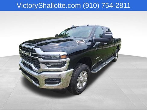 Certified 2026 RAM 2500 Big Horn AWD/4WD image 18