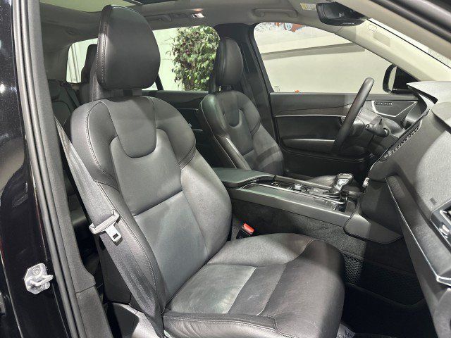Used 2020 Volvo XC90 T5 Momentum w/ Protection Package Premier FWD image 57