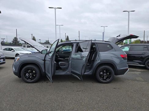 New 2026 Volkswagen Atlas Peak Edition AWD/4WD image 15