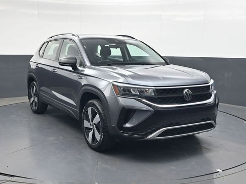 Used 2024 Volkswagen Taos S image 2