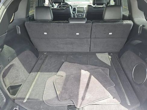 Used 2015 Jeep Grand Cherokee Overland w/ Advanced Technology Group image 7