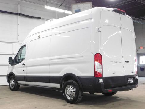 Used 2023 Ford Transit 250 High Roof AWD w/ Exterior Upgrade Package image 9