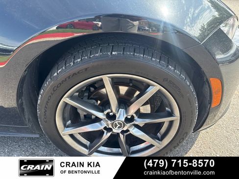 Used 2017 MAZDA MX-5 Miata RF Grand Touring RWD image 11