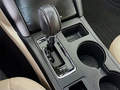 Used 2019 Subaru Outback 2.5i Limited w/ Popular Package #2 image 22