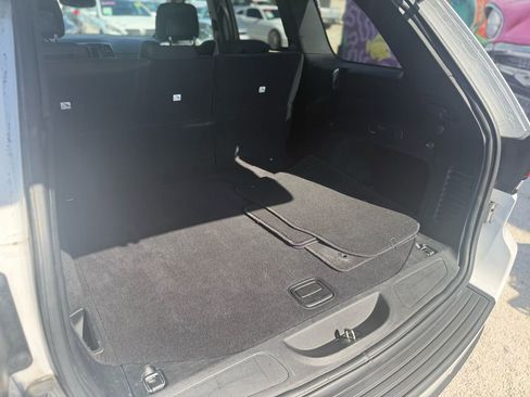 Used 2019 Jeep Grand Cherokee Laredo image 18