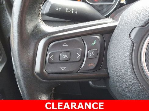 Used 2022 Jeep Gladiator Willys image 22