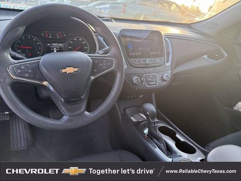 Used 2021 Chevrolet Malibu LS FWD image 7