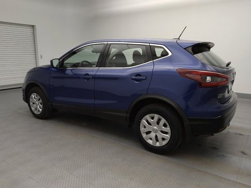 Used 2020 Nissan Rogue Sport S image 3