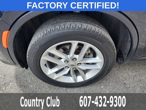 Used 2025 Dodge Durango GT AWD/4WD image 33