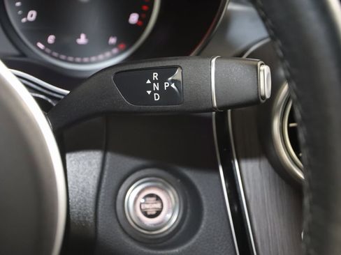 Used 2022 Mercedes-Benz GLC 300 4MATIC w/ Driver Assistance Package image 7