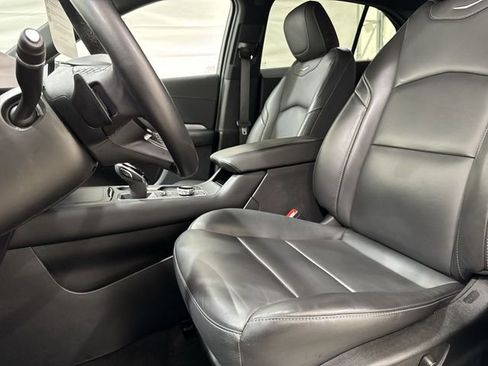 Certified 2025 Cadillac XT4 Premium Luxury image 19