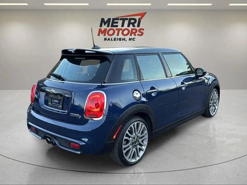Used 2016 MINI Cooper S image 5