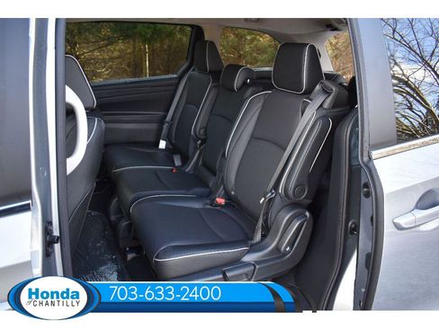 New 2026 Honda Odyssey Touring image 28