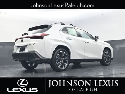 New 2025 Lexus UX 300h FWD image 20