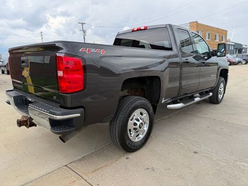 Used 2016 Chevrolet Silverado 2500 LT w/ LT Convenience Package AWD/4WD image 5