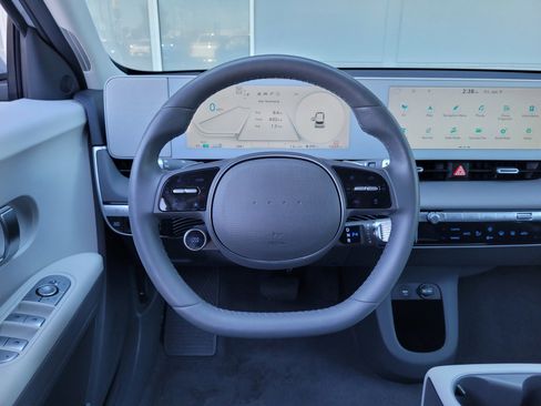 Used 2024 Hyundai Ioniq 5 SEL RWD image 15