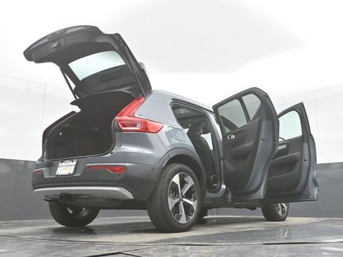 Used 2023 Volvo XC40 B4 Ultimate FWD image 53
