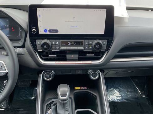 Certified 2026 Toyota Grand Highlander XLE image 29