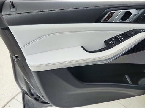 Used 2024 BMW X5 sDrive40i w/ M Sport Package image 36