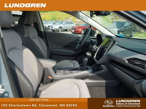 Used 2024 Subaru Crosstrek 2.0i Premium AWD/4WD image 12
