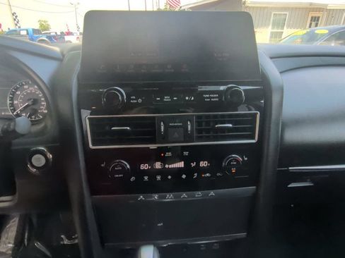 Used 2021 Nissan Armada SV AWD/4WD image 17