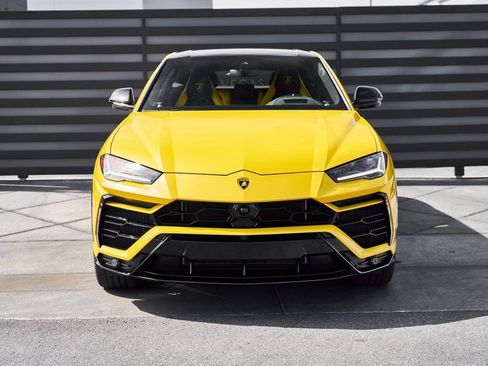 Used 2021 Lamborghini Urus AWD/4WD image 14