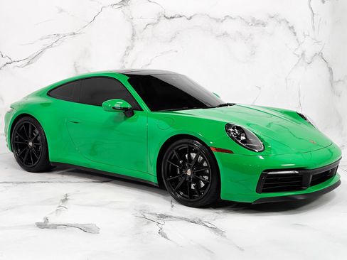Used 2022 Porsche 911 Carrera 4S w/ Sport Package AWD/4WD image 4