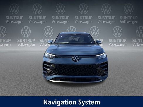 New 2026 Volkswagen Tiguan SEL R-Line image 9