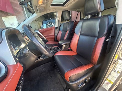 Used 2013 Toyota RAV4 Limited image 10