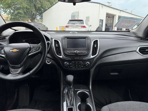 Used 2023 Chevrolet Equinox LT FWD image 18